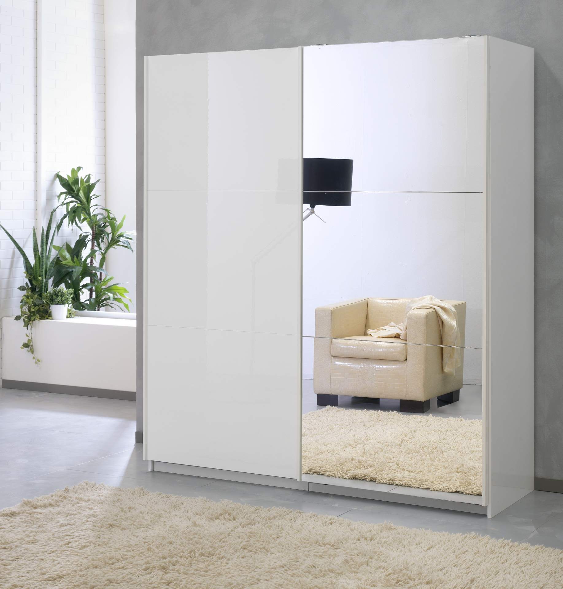 Kleerkast Jazz 2 schuifdeuren 148cm hoogglans wit - 1 witte deur en 1 spiegeldeur