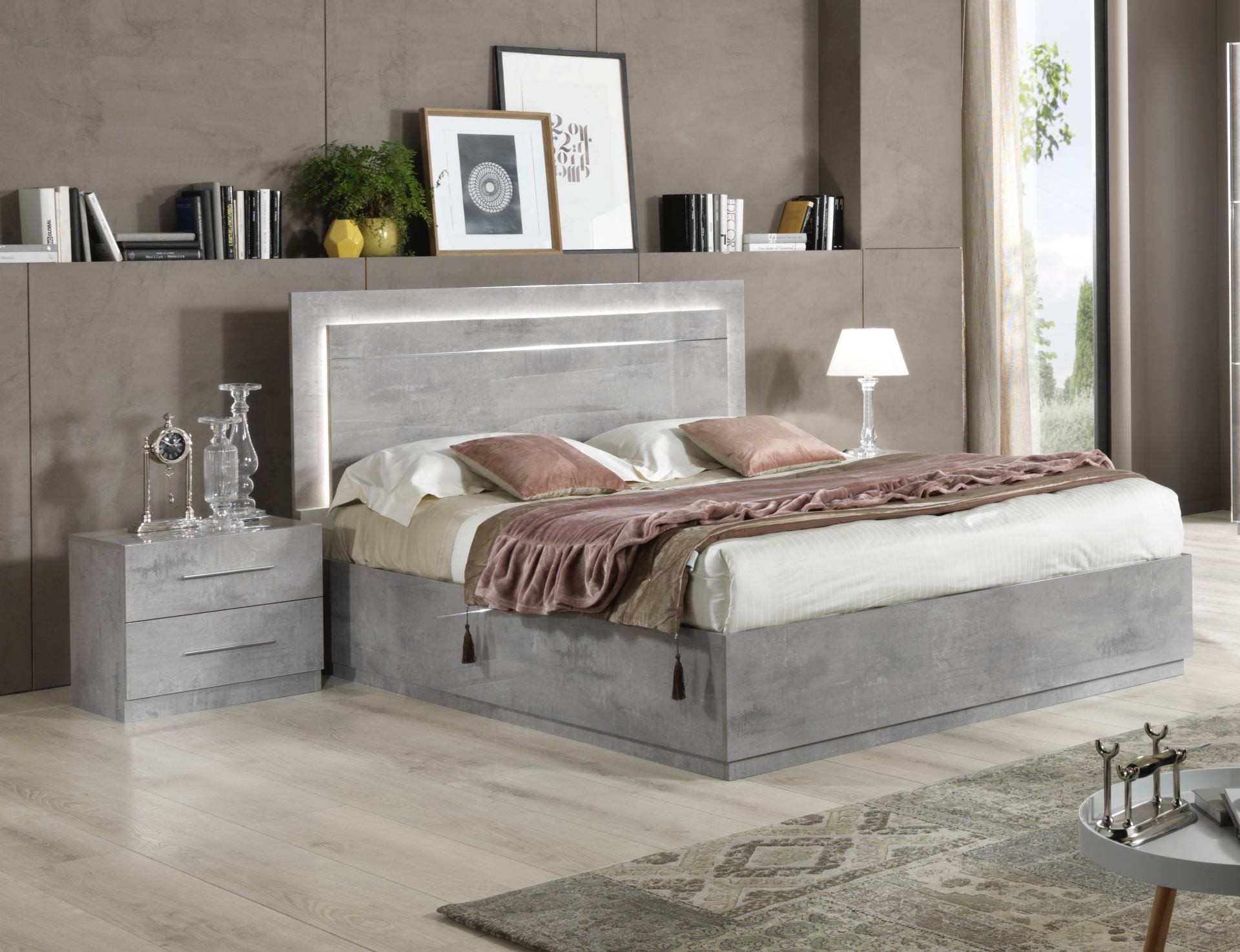 Bedkader Star 160x200cm in hoogglans beton